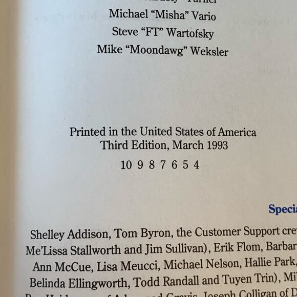 Falcon 3.0 Spectrum HoloByte IBM Flight Manual 1993 Paperback Vintage 3rd Ed - Picture 3 of 13